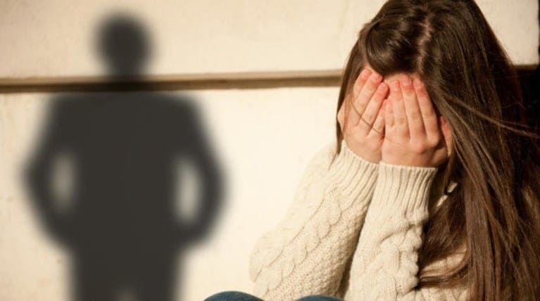Σεξουαλική παρενόχληση 14χρονης μέσα στο τρόλεϊ