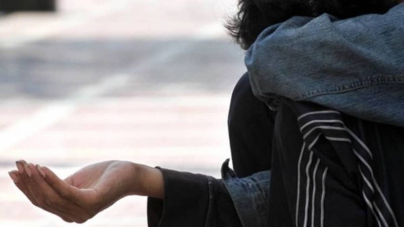 Απάνθρωπη υπόθεση στη Θεσσαλονίκη: Έγκυος, ετών 34 και κατ' αναγκαστικά επάιτης