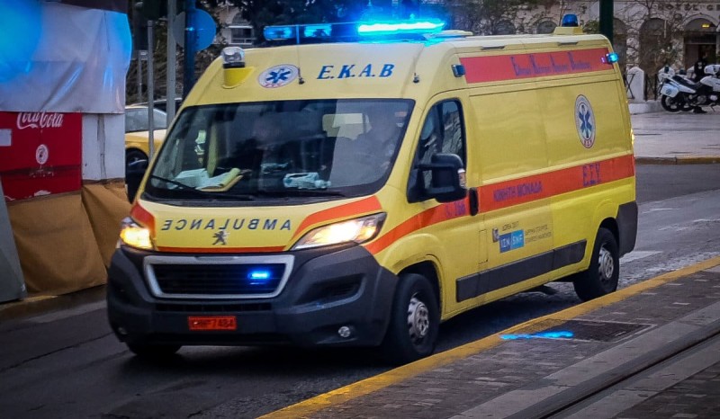 Σοκαριστικό τροχαίο στην Θεσσαλονίκη: Υπέστη ανακοπή καρδιάς με τα χέρια στο τιμόνι πέφτοντας πάνω σε άλλα αμάξια