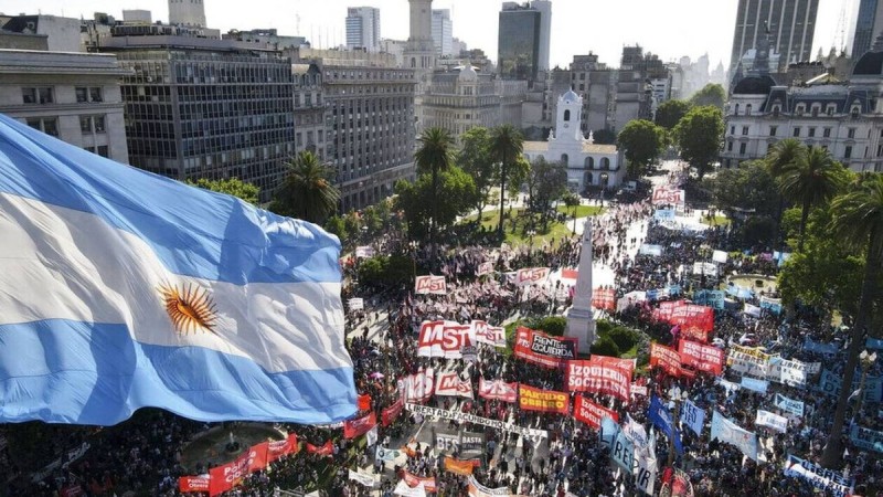 Τραγωδία στην Αργεντίνη: Οπαδός πέθανε από ασφυξία στους πανηγυρισμούς για το Μουντιάλ πνιγμένος από τη σημαία του