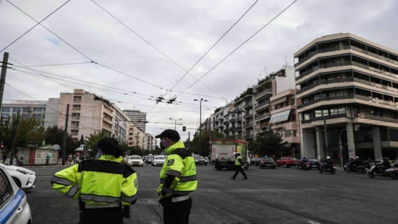 Κυκλοφοριακές ρυθμίσεις σε Αθήνα και Πειραιά για τα Θεοφάνεια
