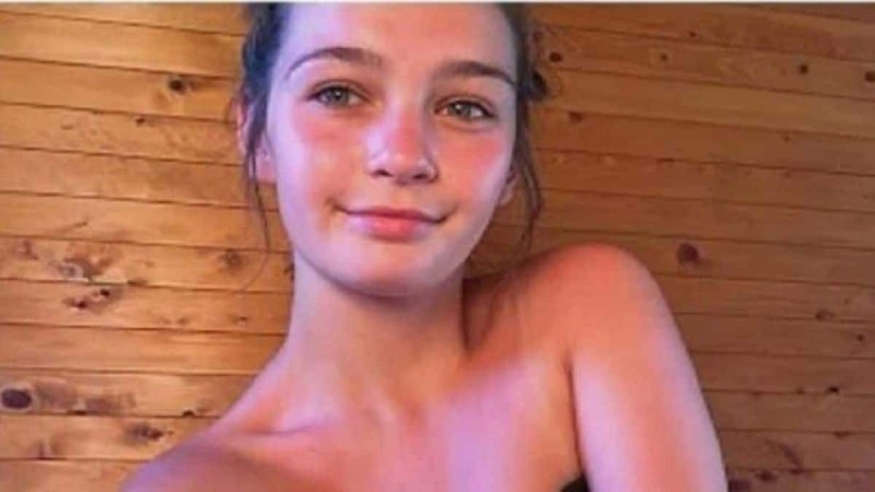 Αυτή η 18χρονη έβγαλε μια selfie για το Instagram της - Ώρες αργότερα αυτό που συνέβη στην κρεβατοκάμαρά προκαλεί ανατριχίλα
