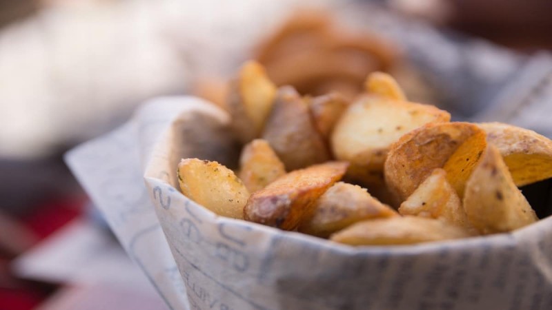 Του ονείρου: Λαχταριστές country πατάτες φούρνου που λιώνουν στο στόμα