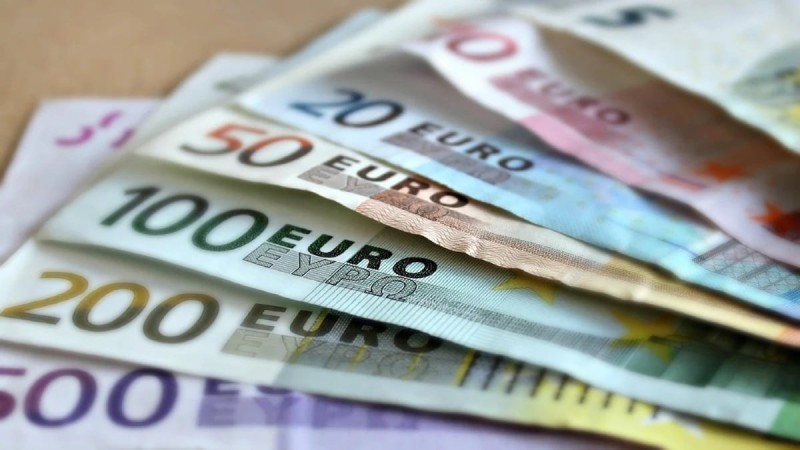 Επίδομα «λουκούμι» 300 ευρώ: Βήβα-βήμα αίτηση και τρόπος πληρωμής