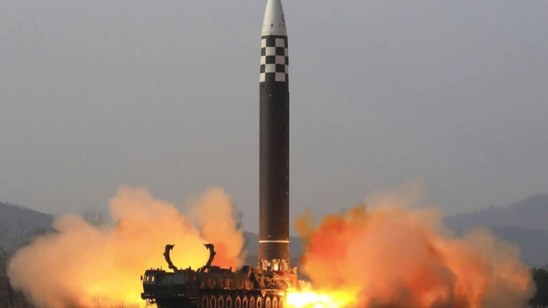 Συναγερμός για βαλλιστικό πύραυλο της Βόρειας Κορέας: Προσγειώθηκε στην ΑΟΖ της Ιαπωνίας