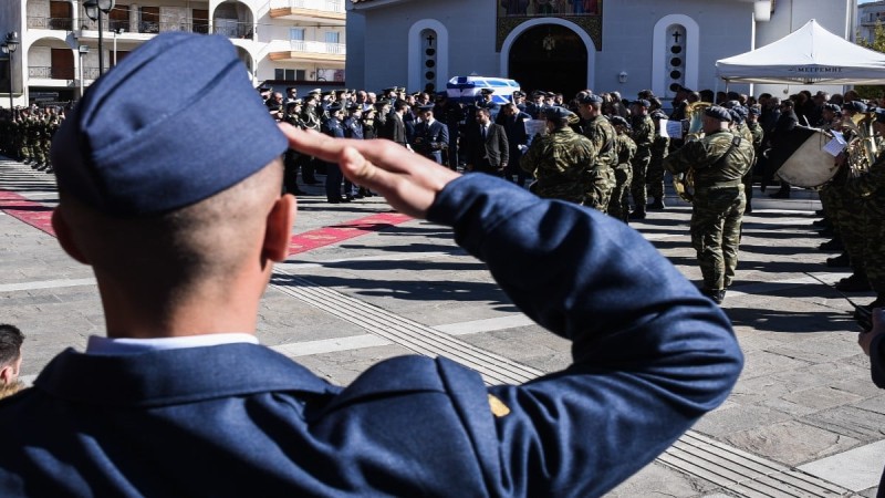 Πέθανε ξαφνικά 31χρονος υποσμηναγός στην 112 Πτέρυγα Μάχης - Η ανακοίνωση του ΓΕΑ