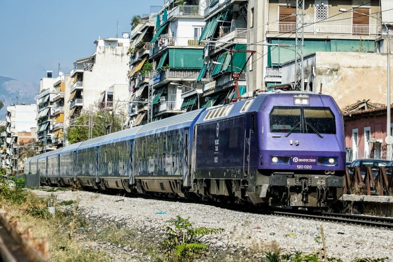 Φωτιά σε εν κινήσει τρένο έξω από τη Θεσσαλονίκη - Οι πρώτες ενδείξεις για τα αίτια