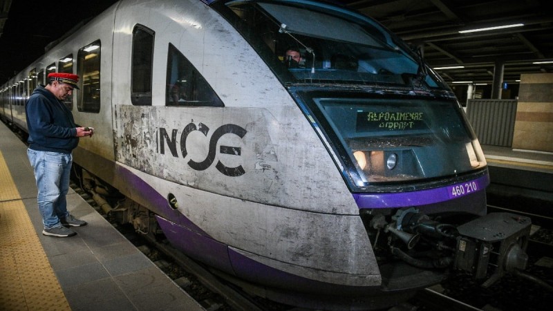 Τραγωδία στα Τέμπη: Στις ράγες ξανά τα τρένα! Ξεκίνησαν μετ’ εμποδίων τα δρομολόγια - Οι γραμμές που θα λειτουργήσουν και τα μέτρα ασφαλείας για την επανεκκίνηση (Video)