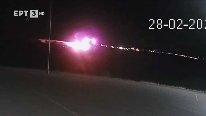 Τραγωδία στα Τέμπη: Βίντεο-σοκ με τη στιγμή της σύγκρουσης των τρένων και την έκρηξη!