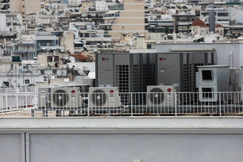 Ηλιακός θερμοσίφωνας: Ο κανονισμός πολυκατοικίας στο «παιχνίδι» για τις αιτήσεις στο gov.gr