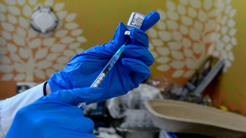 Κορωνοϊός: Οι πρώτες αγωγές για τα εμβόλια είναι γεγονός - Διεκδικούν αποζημιώσεις καταγγέλλοντας παρενέργειες
