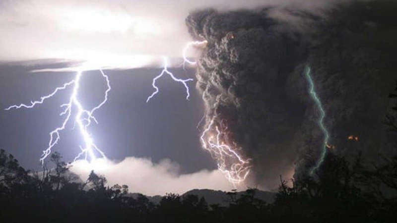 Κόκκινος «συναγερμός» από το meteo - Έρχονται έντονα καιρικά φαινόμενα τις επόμενες ώρες