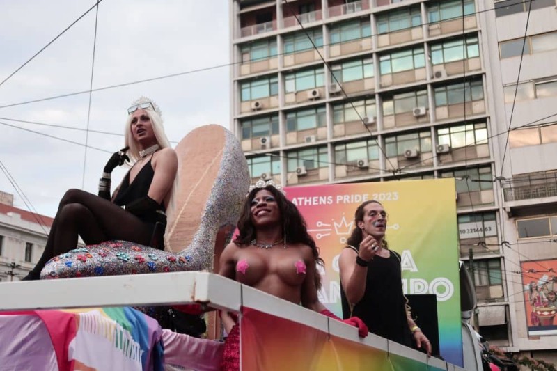 Athens Pride 2023: Πλήθος κόσμου και... υπερηφάνειας στην παρέλαση - Πλούσιο φωτορεπορτάζ!