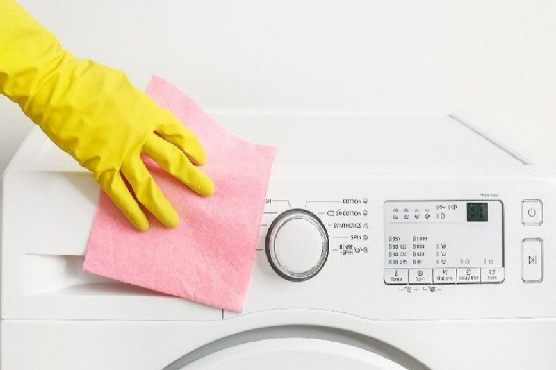 Νοικοκυρά με γνώσεις: Η έξυπνη χρήση του λεμονιού μέσα στο πλυντήριο ρούχων