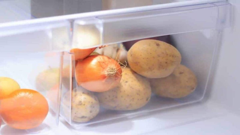 Κίνδυνος-θάνατος: O σοβαρός λόγος που δεν πρέπει να βάζουμε ΠΟΤΕ τις πατάτες στο ψυγείο