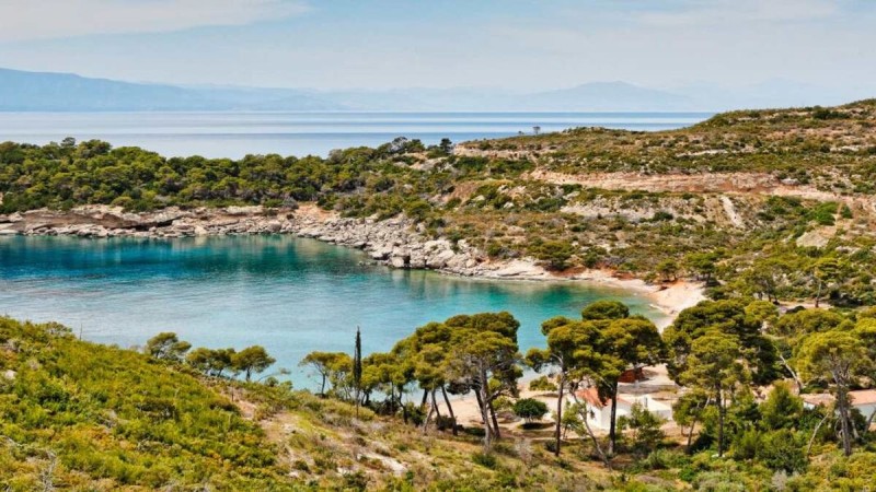 Παράδεισοι μια ανάσα από την Αθήνα: Τα νησιά της Αττικής είναι οι τέλειοι καλοκαιρινοί προορισμοί για αξέχαστες διακοπές!