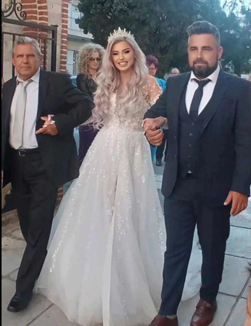 Έκανε πλαστική, τα άλλαξε όλα και παντρεύτηκε: Η «αγρότισσα» του Big Brother έγινε η πιο εντυπωσιακή νύφη της Ελλάδας