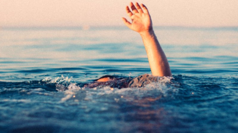 Τραγωδία στην Ασπροβάλτα: Ξεβράστηκε νεκρός σε θαλάσσια περιοχή!