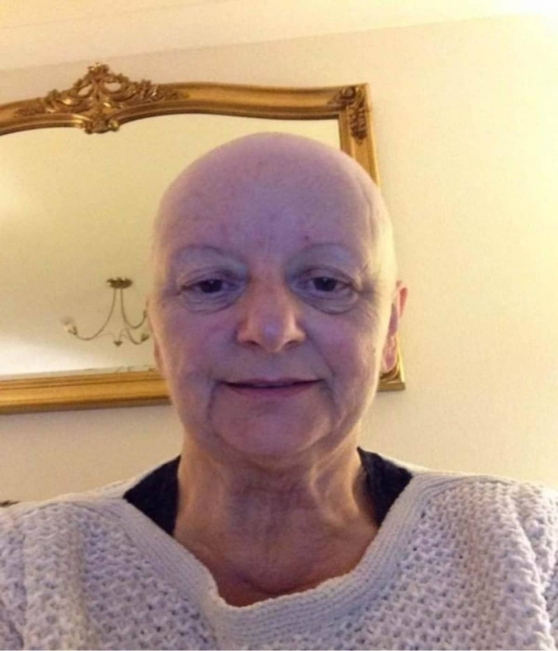 64χρονη γιαγιά με καρκίνο