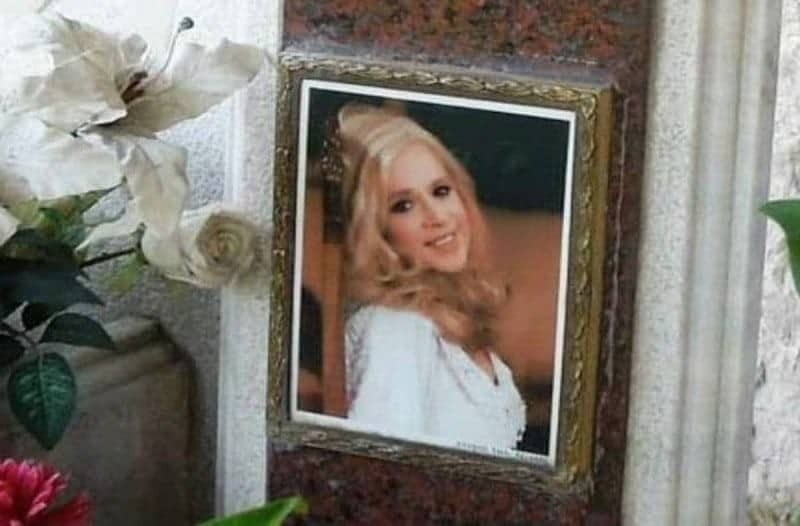 Είναι ντροπή: Η αποκάλυψη για τη νεκρή Αλίκη Βουγιουκλάκη που σοκάρει!
