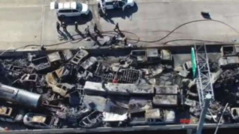 Ασύλληπτη τραγωδία με 7 νεκρούς: Ομίλχη προκάλεσε καραμπόλα 158 αυτοκινήτων (video)
