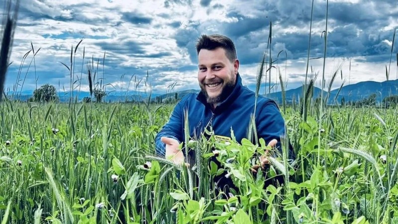 Μας έκανε περήφανους: Ο αγρότης από την Καστοριά που αναδείχθηκε ο καλύτερος βιοκαλλιεργητής της Ευρώπης (photos)