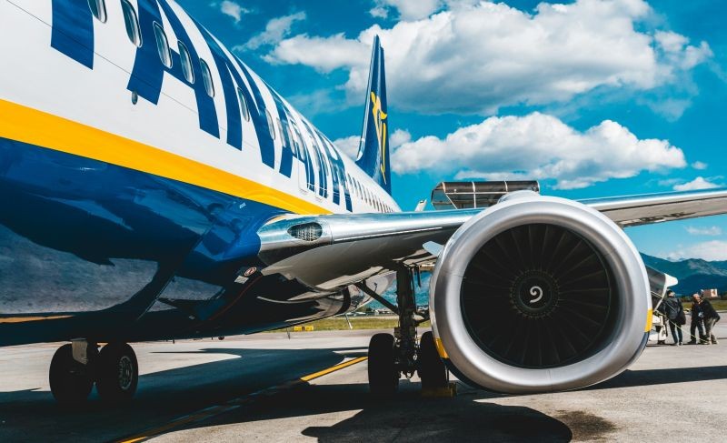 Απόφαση σοκ της Ryanair - Απογοήτευση για πολλούς Έλληνες ταξιδιώτες