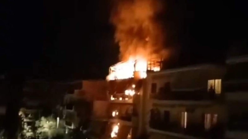 Άνω Πατήσια: Ανατριχιάζει το βίντεο – ντοκουμέντο από τη φωτιά σε διαμέρισμα  – Ούρλιαζε και ζητούσε βοήθεια η γυναίκα που πέθανε