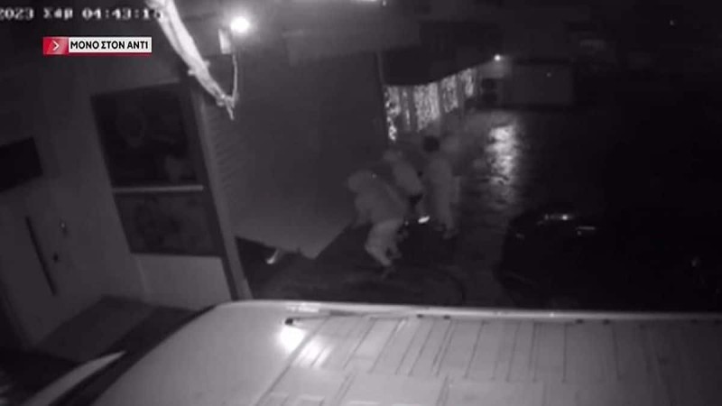 Ληστεία σε κοσμηματοπωλείο στο Πόρτο Ράφτη - Βίντεο ντοκουμέντο από το χτύπημα της «συμμορίας των 8»
