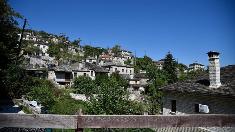 Αρίστη: Το γραφικό χωριό στο Ζαγόρι με τα πετρόχτιστα αρχοντικά που «μαγεύει»