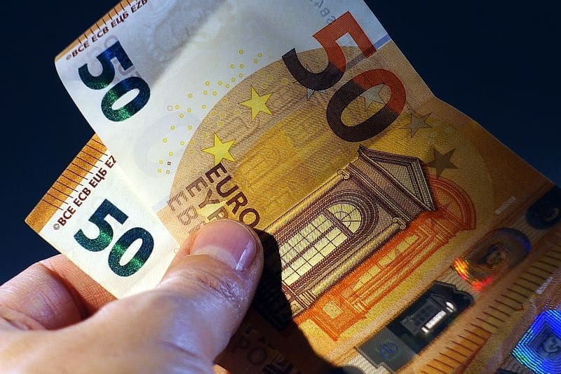 Τεράστια ανάσα: Επίδομα 1.000 ευρώ στις τσέπες σας - Τρέξτε στα ΑΤΜ