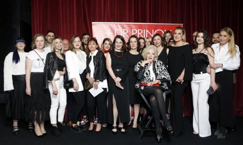 Με Dior, Valentino & πόδια έξω: Τις “έσβησε” όλες η Ρία Πρίνου στα 81 της, εμφάνιση χιλιάδων ευρώ σε εκδήλωση