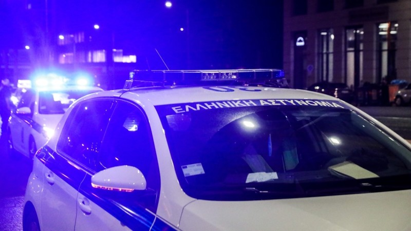 Νίκαια: Περιπολικό συγκρούστηκε με ΙΧ αυτοκίνητο - Τραυματίστηκε αστυνομικός
