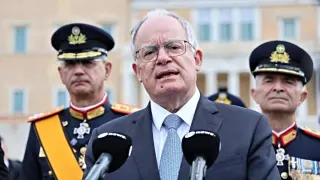 Ο Τασούλας και η αμήχανη στιγμή πανελλαδικής εμβέλειας που έγινε viral μέσα σε λίγα λεπτά, αποδεικνύοντας πως η ζωντανή τηλεόραση μπορεί να γίνει ο πιο αμείλικτος κριτής