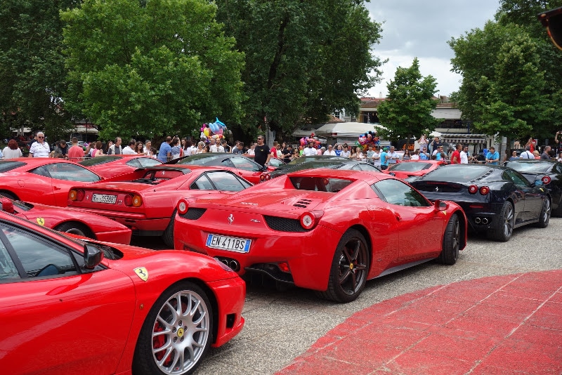 Γιατί γέμισαν Ferrari τα Ιωάννινα; (photos+video)