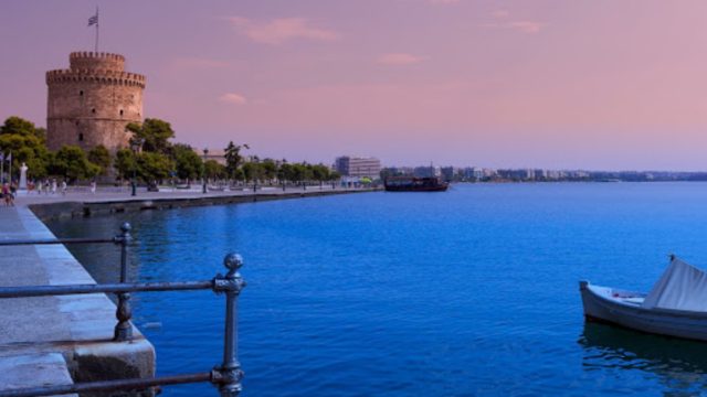 Η φωτογραφία της ημέρας: Βόλτα στη Θεσσαλονίκη