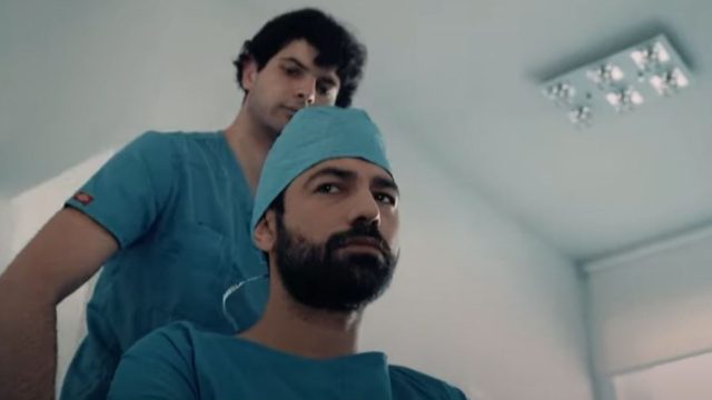 Αποκαλύπτεται το μεγάλο ψέμα στις 8 Λέξεις
