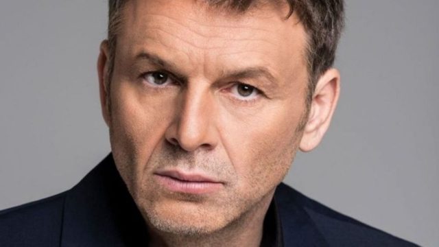 Σοκάρει ο Απόστολος Γκλέτσος: “Παρατρεχάμενοι πολιτικοί έκαναν 2 μήνες προσλήψεις και ζητούσαν να ρίξουν κορίτσια…”