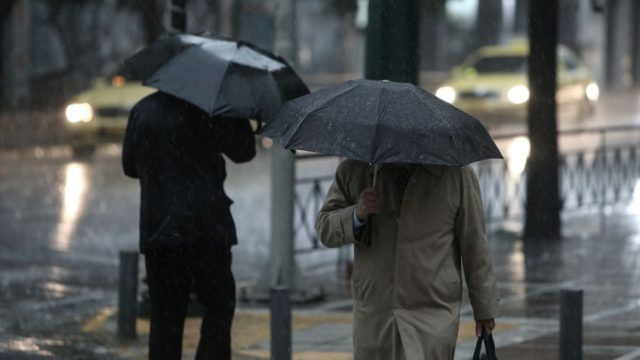 Καιρός σήμερα: Μποφόρ, βροχές και καταιγίδες – Πού θα χιονίσει;