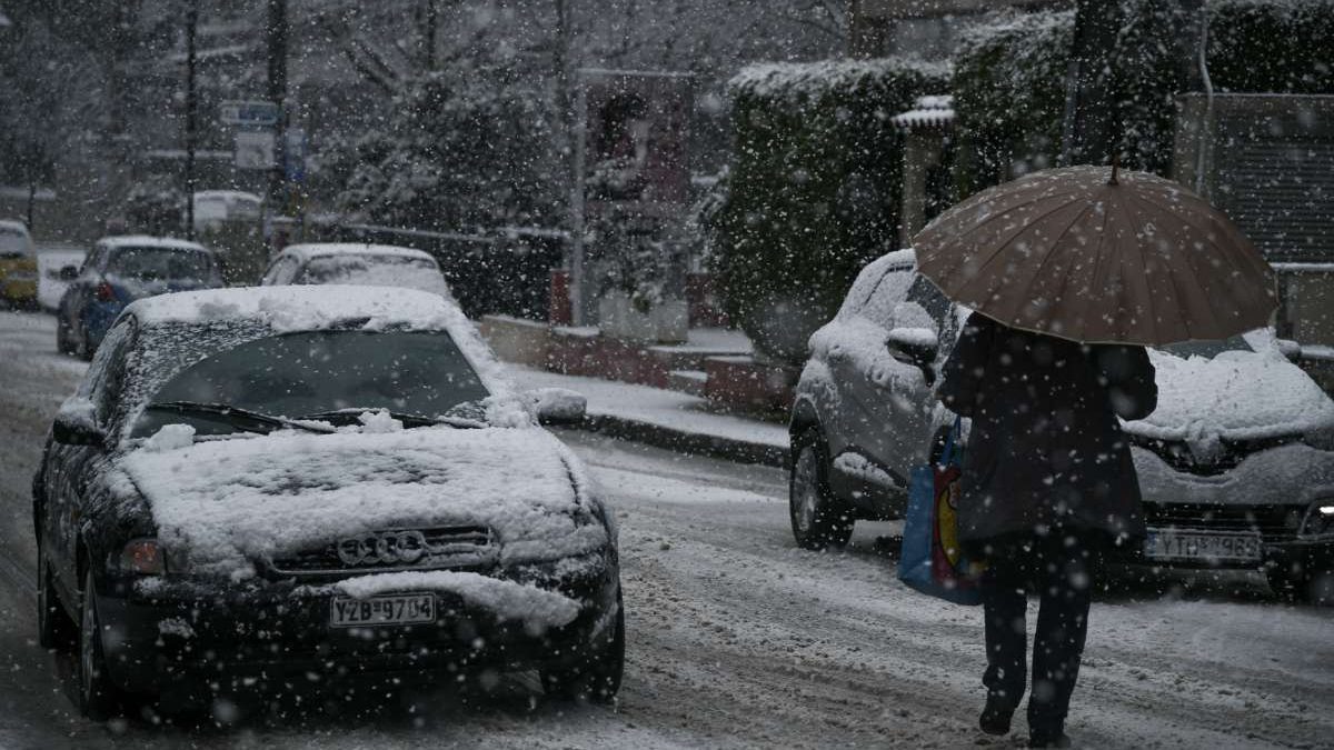 Κακοκαιρία “Λέανδρος”: Συναγερμός στην Αττική – Ποια σχολεία θα είναι κλειστά τη Δευτέρα