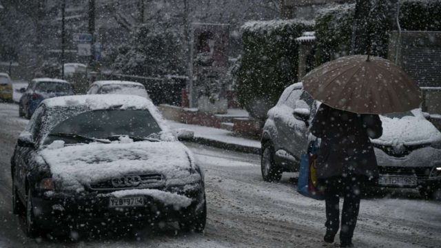 Κακοκαιρία “Λέανδρος”: Συναγερμός στην Αττική – Ποια σχολεία θα είναι κλειστά τη Δευτέρα