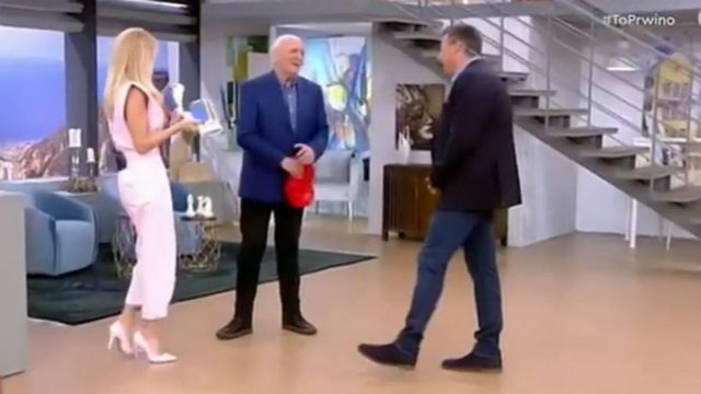 Έπος: Ο Γιώργος Παπαδάκης “εισέβαλε” στο Πρωινό με… γάντια του μποξ!
