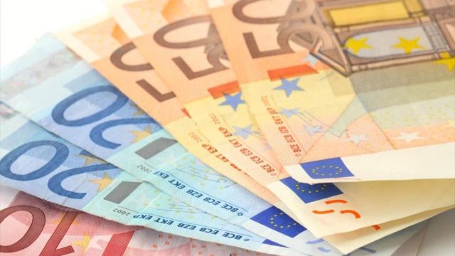 Μπόνους για 350.000 συνταξιούχους και ασφαλισμένους – Ποιοι οι δικαιούχοι