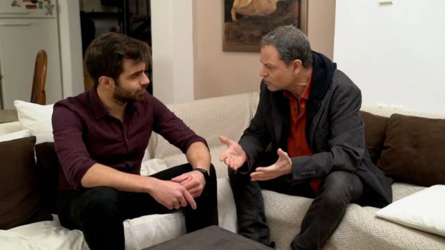 Διλήμματα: “Να πει η Δέσποινα στον άνδρα της ότι ο θείος της τα έχει με την αδερφή του ή όχι;”
