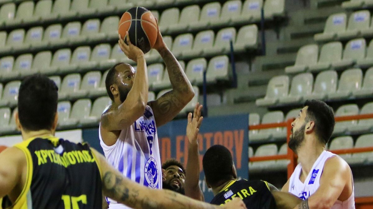 Basket League: “Σκότωσε” την ΑΕΚ ο Σμιθ