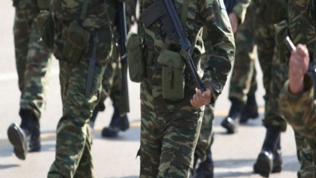 Οριστικό: 12μηνη η στρατιωτική θητεία σ’ όλα τα σώματα από τον Μάιο