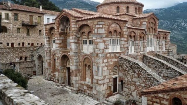 Η “Αγιά Σοφιά” της… Βοιωτίας κλείνει 1.000 χρόνια ζωής!