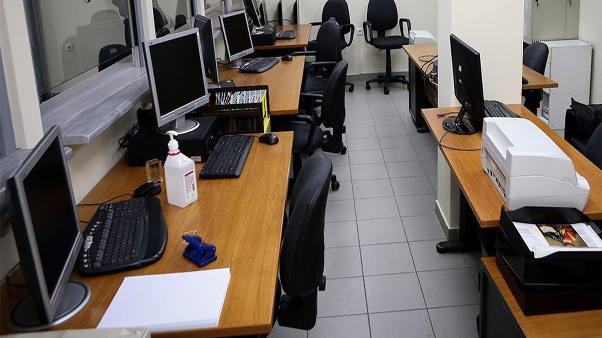 Επίδομα 534 ευρώ: Παρατείνεται και για τον Ιανουάριο η αναστολή των συμβάσεων εργασίας