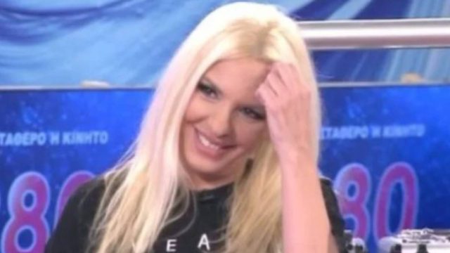 Αννίτα Πάνια: 50άρης βγήκε στην εκπομπή της και της την έπεσε – Δείτε την αντίδρασή της και θα μείνετε άφωνοι