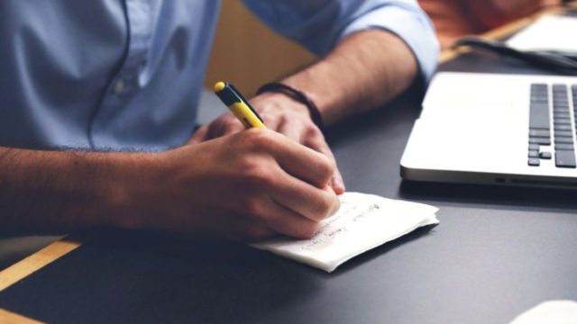 Αναστολές συμβάσεων: Μέχρι πότε προστατεύονται οι εργαζόμενοι από τις απολύσεις – Για ποιους ισχύει ακόμη